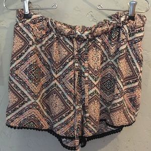 Patterned Shorts 💕